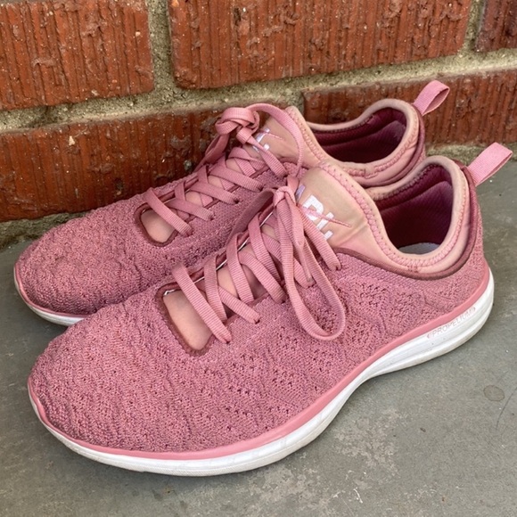 APL  Women's TechLoom Phantom Sneaker in Mauve pink. - Picture 4 of 5